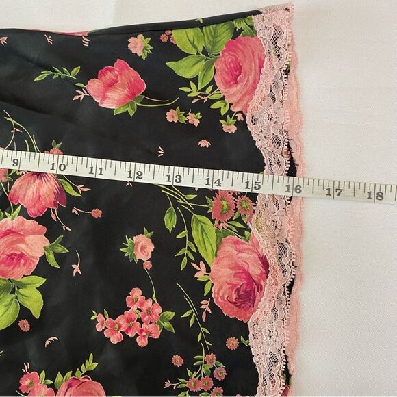 Rare Y2K Victoria’s Secret Black Floral Satin 2 Piece Pajama Set Size Medium - Picture 13 of 15